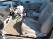 ✅ 2006 Volkswagen Beetle • VIN: 3VWRF31Y66M302388 • Lot: 65715465. Wystawiony na Copart z przebiegiem 139 346 mil. Bezpłatny archiwum sprzedaży aukcyjnych z USA i szczegółowy raport historii pojazdu na DreamBid. Zdjęcie 7.