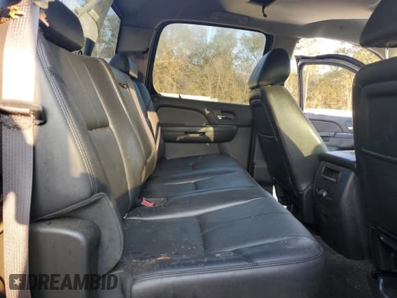 ✅ 2013 Chevrolet Silverado 2500HD LTZ • VIN: 1GC1KYE8XDF215240 • Lot: 75071414. Wystawiony na Copart z przebiegiem 131 295 mil. Bezpłatny archiwum sprzedaży aukcyjnych z USA i szczegółowy raport historii pojazdu na DreamBid. Zdjęcie 10.