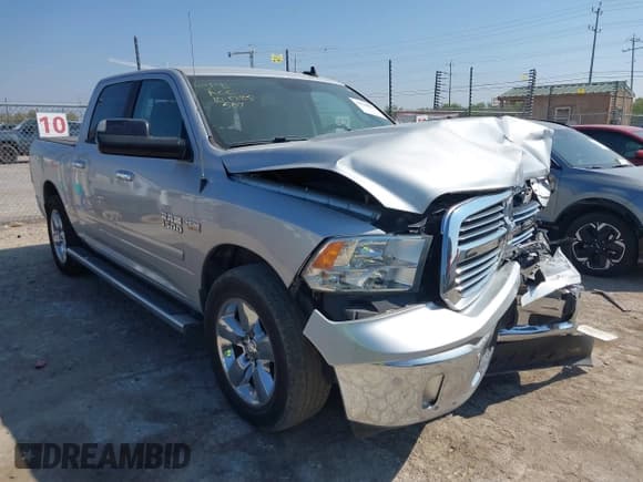 ✅ 2016 Ram 1500 Lone Star • VIN: 3C6RR6LT1GG288372 • Лот: 43548252. Опубликован ранее на IAAI с пробегом 141 004 миль. Бесплатный доступ к архиву аукционных продаж из США и подробный отчёт об истории автомобиля на DreamBid. Изображение 1.