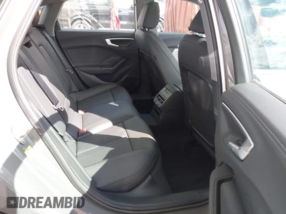 ✅ 2025 Audi A5 • VIN: WAU1BCFU0SN031181 • Lot: 43268113. Listed on IAAI with Not provided. Free auction sales archive from the USA and detailed vehicle history report at DreamBid. Image 8.