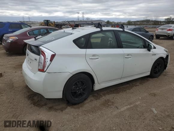 ✅ 2013 Toyota Prius One • VIN: JTDKN3DU3D5632427 • Lot: 87453055. Listed on Copart with 126,396 mi. Free auction sales archive from the USA and detailed vehicle history report at DreamBid. Image 3.