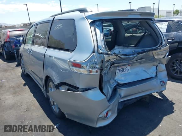 ✅ 2014 Toyota Sienna SE • VIN: 5TDXK3DC8ES417109 • Лот: 42623735. Опубликован ранее на IAAI с пробегом 96 234 миль. Бесплатный доступ к архиву аукционных продаж из США и подробный отчёт об истории автомобиля на DreamBid. Изображение 3.