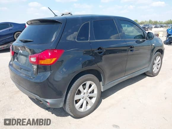 2015 Mitsubishi Outlander ES с VIN 4A4AP3AW9FE036228, выставлен на аукционе IAAI как лот 43318263 с пробегом 130 840 миль миль и . История ставок и продаж доступна на DreamBid. Изображение 4.