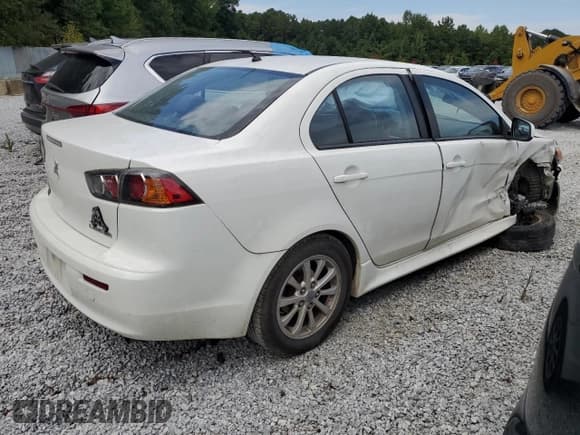 ✅ 2012 Mitsubishi Lancer SE • VIN: JA32V2FW3CU018277 • Lot: 70946065. Wystawiony na Copart z przebiegiem 125 884 mil. Bezpłatny archiwum sprzedaży aukcyjnych z USA i szczegółowy raport historii pojazdu na DreamBid. Zdjęcie 3.