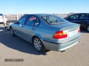 ✅ 2003 BMW 3 Series 325i • VIN: WBAEV33463KL88445 • Лот: 43672459. Опубликован ранее на IAAI с пробегом 150 225 миль. Бесплатный доступ к архиву аукционных продаж из США и подробный отчёт об истории автомобиля на DreamBid. Изображение 3.