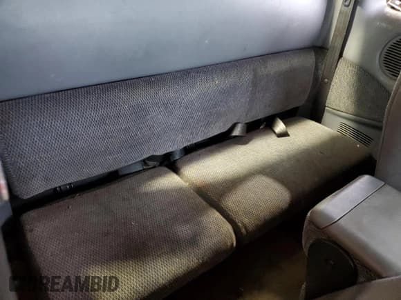 ✅ 1999 Dodge Dakota SLT • VIN: 1B7GL22X4XS210675 • Lot: 85746454. Wystawiony na Copart z przebiegiem 203 884 mil. Bezpłatny archiwum sprzedaży aukcyjnych z USA i szczegółowy raport historii pojazdu na DreamBid. Zdjęcie 11.