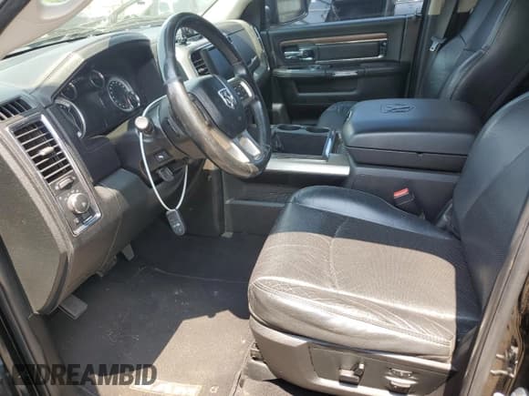 ✅ 2015 Ram 1500 Laramie • VIN: 1C6RR7JT1FS552089 • Lot: 59411925. Wystawiony na Copart z przebiegiem 169 600 mil. Bezpłatny archiwum sprzedaży aukcyjnych z USA i szczegółowy raport historii pojazdu na DreamBid. Zdjęcie 7.