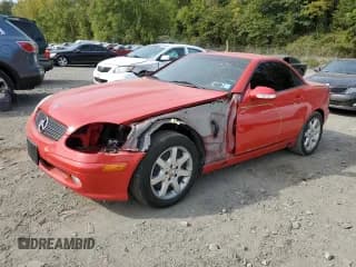 ✅ 2002 Mercedes-Benz SLK 230 Kompressor • VIN: WDBKK49F22F249805 • Lot: 71058304. Wystawiony na Copart z przebiegiem 57 850 mil. Bezpłatny archiwum sprzedaży aukcyjnych z USA i szczegółowy raport historii pojazdu na DreamBid. Zdjęcie 1.