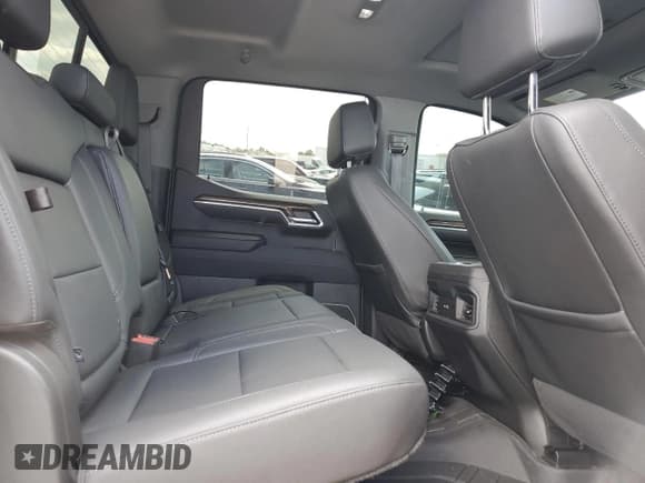 ✅ 2023 Chevrolet Silverado 1500 RST • VIN: 1GCUDEEL9PZ165492 • Lot: 67357414. Wystawiony na Copart z przebiegiem 7 764 mil. Bezpłatny archiwum sprzedaży aukcyjnych z USA i szczegółowy raport historii pojazdu na DreamBid. Zdjęcie 10.