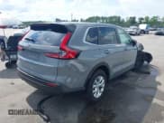 ✅ 2025 Honda CR-V LX • VIN: 7FARS4H2XSE017864 • Lot: 42476115. Wystawiony na IAAI z przebiegiem 2 858 mil. Bezpłatny archiwum sprzedaży aukcyjnych z USA i szczegółowy raport historii pojazdu na DreamBid. Zdjęcie 4.