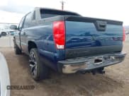 ✅ 2005 Chevrolet Avalanche Z66 • VIN: 3GNEC12ZX5G285671 • Lot: 42154713. Listed on IAAI with 167,751 mi. Free auction sales archive from the USA and detailed vehicle history report at DreamBid. Image 3.