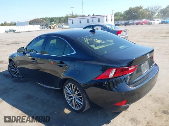 ✅ 2014 Lexus IS 250 • VIN: JTHCF1D27E5008005 • Lot: 43209287. Listed on IAAI with 113,379 mi. Free auction sales archive from the USA and detailed vehicle history report at DreamBid. Image 3.