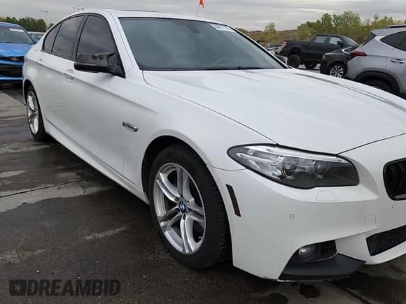 ✅ 2015 BMW 5 Series 528i • VIN: WBA5A5C50FD514887 • Лот: 84972705. Опубликован ранее на Copart с пробегом 94 487 миль. Бесплатный доступ к архиву аукционных продаж из США и подробный отчёт об истории автомобиля на DreamBid. Изображение 13.