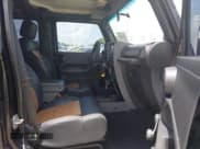 ✅ 2008 Jeep Wrangler Unlimited X • VIN: 1J4GA39148L560004 • Lot: 42523657. Wystawiony na IAAI z przebiegiem 116 619 mil. Bezpłatny archiwum sprzedaży aukcyjnych z USA i szczegółowy raport historii pojazdu na DreamBid. Zdjęcie 5.