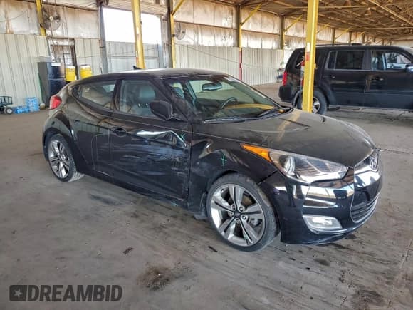 ✅ 2013 Hyundai Veloster w/Black Int • VIN: KMHTC6AD8DU146827 • Lot: 96189225. Listed on Copart with 43,774 mi. Free auction sales archive from the USA and detailed vehicle history report at DreamBid. Image 4.