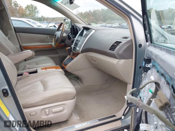 ✅ 2008 Lexus RX 350 • VIN: 2T2HK31U58C071420 • Lot: 43564389. Listed on IAAI with 202,788 mi. Free auction sales archive from the USA and detailed vehicle history report at DreamBid. Image 5.