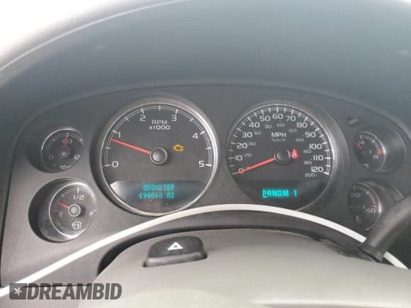 ✅ 2007 Chevrolet Silverado 2500HD 1LT • VIN: 1GCHK23697F552614 • Lot: 90022885. Wystawiony na Copart z przebiegiem 194 068 mil. Bezpłatny archiwum sprzedaży aukcyjnych z USA i szczegółowy raport historii pojazdu na DreamBid. Zdjęcie 9.