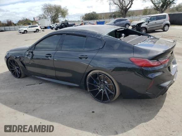✅ 2021 BMW M8 • VIN: WBSGV0C06MCG43660 • Лот: 42323224. Опубликован ранее на Copart с пробегом 37 925 миль. Бесплатный доступ к архиву аукционных продаж из США и подробный отчёт об истории автомобиля на DreamBid. Изображение 2.