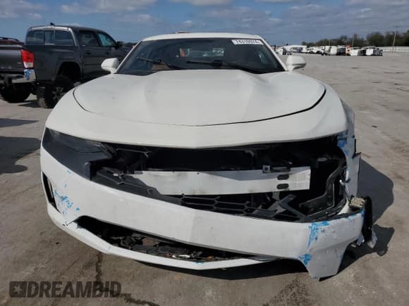 ✅ 2019 Chevrolet Camaro 2LT • VIN: 1G1FD1RX3K0147672 • Lot: 74310974. Wystawiony na Copart z przebiegiem 137 752 mil. Bezpłatny archiwum sprzedaży aukcyjnych z USA i szczegółowy raport historii pojazdu na DreamBid. Zdjęcie 5.