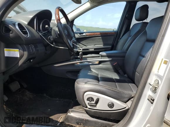 ✅ 2010 Mercedes-Benz M 350 • VIN: 4JGBB8GB5AA595816 • Lot: 68593625. Listed on Copart with 101,234 mi. Free auction sales archive from the USA and detailed vehicle history report at DreamBid. Image 7.