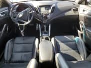 ✅ 2016 Hyundai Veloster Turbo • VIN: KMHTC6AEXGU261443 • Lot: 84871344. Wystawiony na Copart z przebiegiem 107 438 mil. Bezpłatny archiwum sprzedaży aukcyjnych z USA i szczegółowy raport historii pojazdu na DreamBid. Zdjęcie 8.