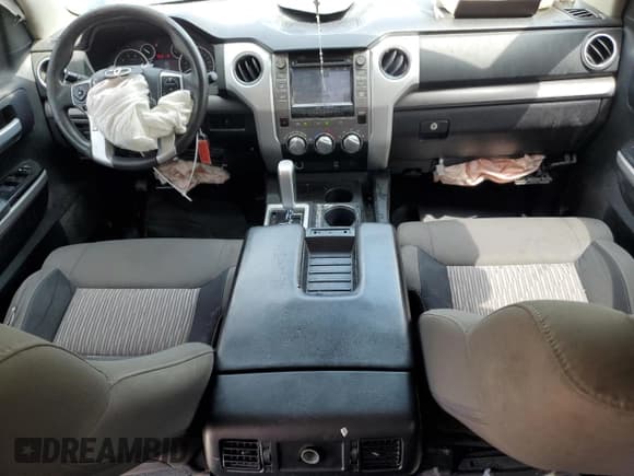 ✅ 2014 Toyota Tundra SR5 • VIN: 5TFEM5F14EX077850 • Lot: 52020715. Listed on Copart with 204,906 mi. Free auction sales archive from the USA and detailed vehicle history report at DreamBid. Image 8.