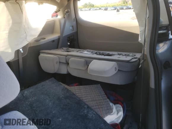 ✅ 2020 Toyota Sienna LE Auto Access Seat • VIN: 5TDKZ3DC4LS062121 • Lot: 69373775. Listed on Copart with 59,344 mi. Free auction sales archive from the USA and detailed vehicle history report at DreamBid. Image 10.