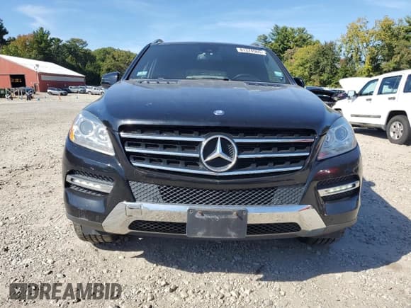 ✅ 2015 Mercedes-Benz M 350 • VIN: 4JGDA5HB1FA595859 • Lot: 81374565. Listed on Copart with 154,161 mi. Free auction sales archive from the USA and detailed vehicle history report at DreamBid. Image 5.
