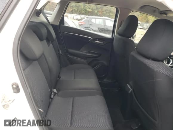 ✅ 2019 Honda Fit LX • VIN: 3HGGK5H45KM736527 • Lot: 90628515. Listed on Copart with 30,400 mi. Free auction sales archive from the USA and detailed vehicle history report at DreamBid. Image 10.