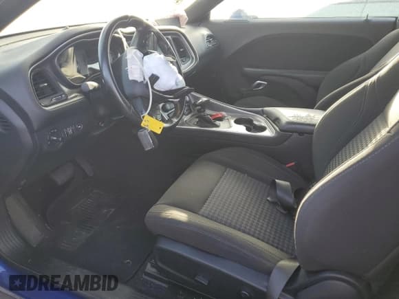 ✅ 2020 Dodge Challenger SXT • VIN: 2C3CDZGG8LH152797 • Lot: 59432364. Wystawiony na Copart z przebiegiem 51 644 mil. Bezpłatny archiwum sprzedaży aukcyjnych z USA i szczegółowy raport historii pojazdu na DreamBid. Zdjęcie 7.