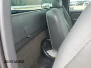 ✅ 2006 Chevrolet Silverado 1500 Work Truck • VIN: 3GCEC14X06G180109 • Lot: 82712855. Wystawiony na Copart z przebiegiem 218 933 mil. Bezpłatny archiwum sprzedaży aukcyjnych z USA i szczegółowy raport historii pojazdu na DreamBid. Zdjęcie 10.