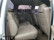 ✅ 2001 Chevrolet Silverado 2500HD • VIN: 1GCHK23131F147019 • Lot: 50015005. Wystawiony na Copart z przebiegiem 177 136 mil. Bezpłatny archiwum sprzedaży aukcyjnych z USA i szczegółowy raport historii pojazdu na DreamBid. Zdjęcie 10.