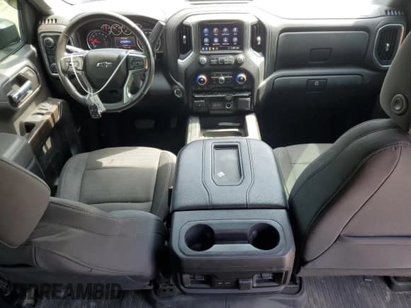 ✅ 2020 Chevrolet Silverado 1500 LT Trail Boss • VIN: 1GCPYFED0LZ188217 • Lot: 61207564. Wystawiony na Copart z przebiegiem 95 914 mil. Bezpłatny archiwum sprzedaży aukcyjnych z USA i szczegółowy raport historii pojazdu na DreamBid. Zdjęcie 8.