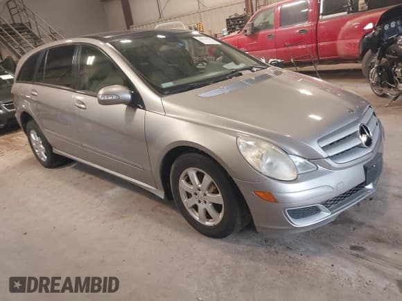 ✅ 2006 Mercedes-Benz R 3.5L • VIN: 4JGCB65E36A035404 • Lot: 42978340. Listed on IAAI with 147,747 mi. Free auction sales archive from the USA and detailed vehicle history report at DreamBid. Image 1.