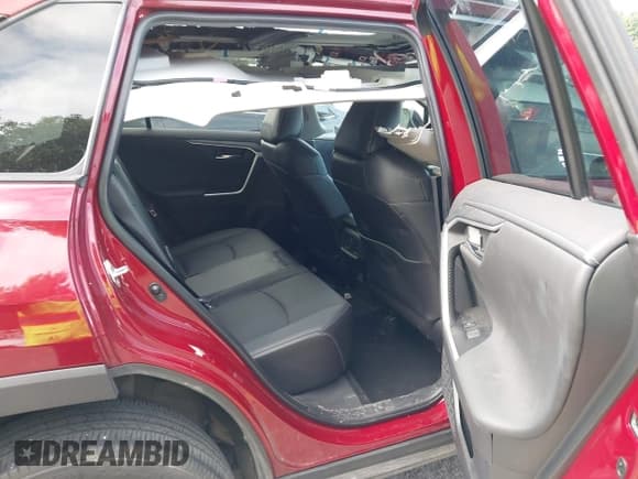 ✅ 2023 Toyota RAV4 Limited • VIN: 2T3N1RFV0PW337445 • Лот: 43107817. Опубликован ранее на IAAI с пробегом 16 025 миль. Бесплатный доступ к архиву аукционных продаж из США и подробный отчёт об истории автомобиля на DreamBid. Изображение 8.