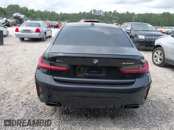 ✅ 2024 BMW 3 Series M340i xDrive • VIN: 3MW49FF00R8E21881 • Lot: 42408577. Wystawiony na IAAI z przebiegiem 17 853 mil. Bezpłatny archiwum sprzedaży aukcyjnych z USA i szczegółowy raport historii pojazdu na DreamBid. Zdjęcie 16.