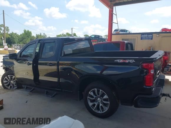 ✅ 2020 Chevrolet Silverado 1500 RST • VIN: 1GCRYEEK8LZ290513 • Lot: 42685771. Listed on IAAI with 64,495 mi. Free auction sales archive from the USA and detailed vehicle history report at DreamBid. Image 14.