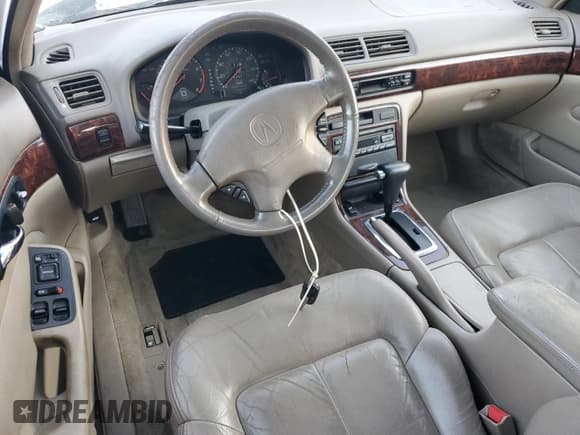 ✅ 1999 Acura CL • VIN: 19UYA2250XL011093 • Lot: 82896164. Wystawiony na Copart z przebiegiem 143 554 mil. Bezpłatny archiwum sprzedaży aukcyjnych z USA i szczegółowy raport historii pojazdu na DreamBid. Zdjęcie 8.