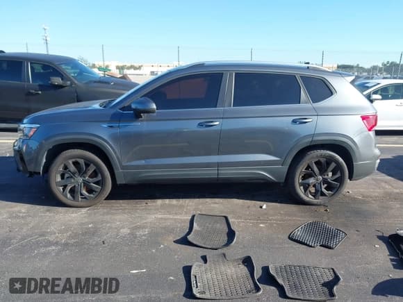 ✅ 2022 Volkswagen Taos SE • VIN: 3VVLX7B2XNM044741 • Лот: 43339726. Опубликован ранее на IAAI с пробегом 96 493 миль. Бесплатный доступ к архиву аукционных продаж из США и подробный отчёт об истории автомобиля на DreamBid. Изображение 15.