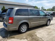 ✅ 2010 Chrysler Town & Country Touring Plus • VIN: 2A4RR8DX9AR368326 • Lot: 68322115. Wystawiony na Copart z przebiegiem 309 474 mil. Bezpłatny archiwum sprzedaży aukcyjnych z USA i szczegółowy raport historii pojazdu na DreamBid. Zdjęcie 3.