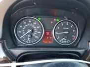 ✅ 2011 BMW 3 Series 328i • VIN: WBAPH7G52BNN02965 • Lot: 87462355. Wystawiony na Copart z przebiegiem 116 404 mil. Bezpłatny archiwum sprzedaży aukcyjnych z USA i szczegółowy raport historii pojazdu na DreamBid. Zdjęcie 9.