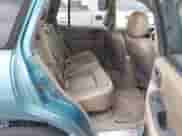 2002 Hyundai Santa Fe GLS with VIN KM8SC73D22U245851, listed as a IAAI auction lot 41733222 with 184,179 mi miles and . Bid and sale history available at DreamBid. Image 8.