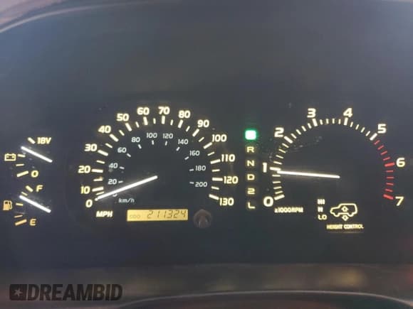 ✅ 1999 Lexus LX 470 • VIN: JT6HT00W8X0044229 • Lot: 87416275. Wystawiony na Copart z przebiegiem 211 324 mil. Bezpłatny archiwum sprzedaży aukcyjnych z USA i szczegółowy raport historii pojazdu na DreamBid. Zdjęcie 9.