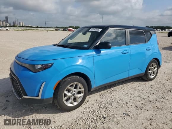✅ 2024 Kia Soul S • VIN: KNDJ23AU2R7230810 • Lot: 65182085. Listed on Copart with 24,742 mi. Free auction sales archive from the USA and detailed vehicle history report at DreamBid. Image 1.