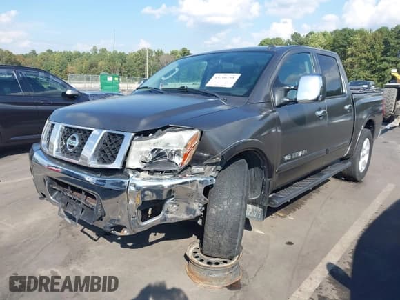✅ 2009 Nissan Titan SE • VIN: 1N6AA07D89N300831 • Lot: 43298798. Wystawiony na IAAI z przebiegiem 256 288 mil. Bezpłatny archiwum sprzedaży aukcyjnych z USA i szczegółowy raport historii pojazdu na DreamBid. Zdjęcie 2.