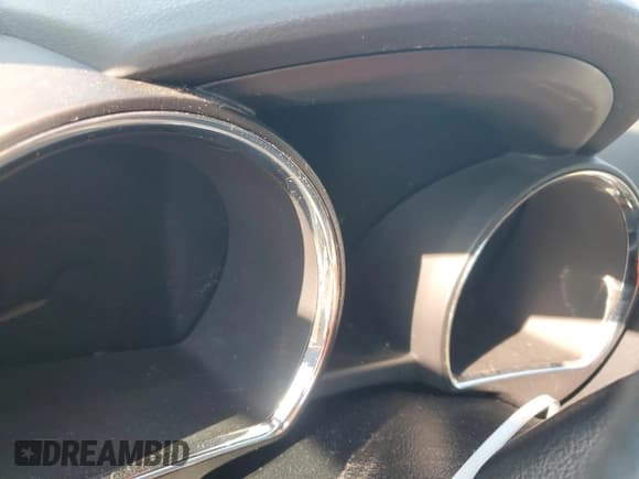 ✅ 2011 Toyota Highlander • VIN: 5TDBK3EH0BS083383 • Lot: 81420085. Wystawiony na Copart z przebiegiem Nie podano. Bezpłatny archiwum sprzedaży aukcyjnych z USA i szczegółowy raport historii pojazdu na DreamBid. Zdjęcie 9.