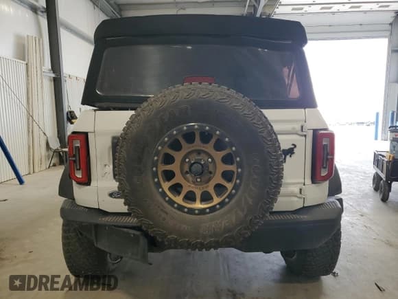 ✅ 2021 Ford Bronco • VIN: 1FMEE5DP8MLA85844 • Лот: 52760995. Опубликован ранее на Copart с пробегом 39 859 миль. Бесплатный доступ к архиву аукционных продаж из США и подробный отчёт об истории автомобиля на DreamBid. Изображение 6.