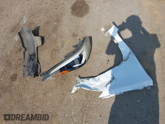 ✅ 2016 Hyundai Elantra SE • VIN: 5NPDH4AE2GH721252 • Lot: 42959277. Listed on IAAI with 177,936 mi. Free auction sales archive from the USA and detailed vehicle history report at DreamBid. Image 12.