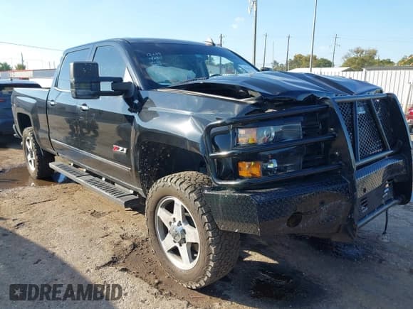 ✅ 2015 Chevrolet Silverado 2500HD LTZ • VIN: 1GC1KWE87FF601153 • Лот: 43541375. Опубликован ранее на IAAI с пробегом 254 387 миль. Бесплатный доступ к архиву аукционных продаж из США и подробный отчёт об истории автомобиля на DreamBid. Изображение 1.