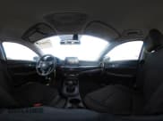 ✅ 2019 Kia Forte LXS • VIN: 3KPF24AD2KE009662 • Lot: 43858365. Wystawiony na IAAI z przebiegiem 36 355 mil. Bezpłatny archiwum sprzedaży aukcyjnych z USA i szczegółowy raport historii pojazdu na DreamBid. Zdjęcie 18.